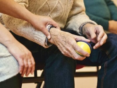 Do Montessori Techniques Help Elders with Dementia?